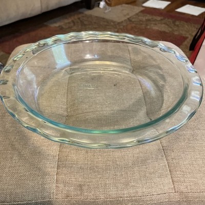 Vintage Pyrex Pie Plate Scalloped Fluted Edge #C209 9.5 in Made in USA