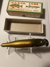 fishing lure in box vintage antique pikie creek chub  great condition.
