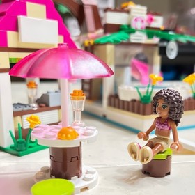 LEGO 41008 FRIENDS Heartlake City Pool and Manuals 2013 Retired See Description