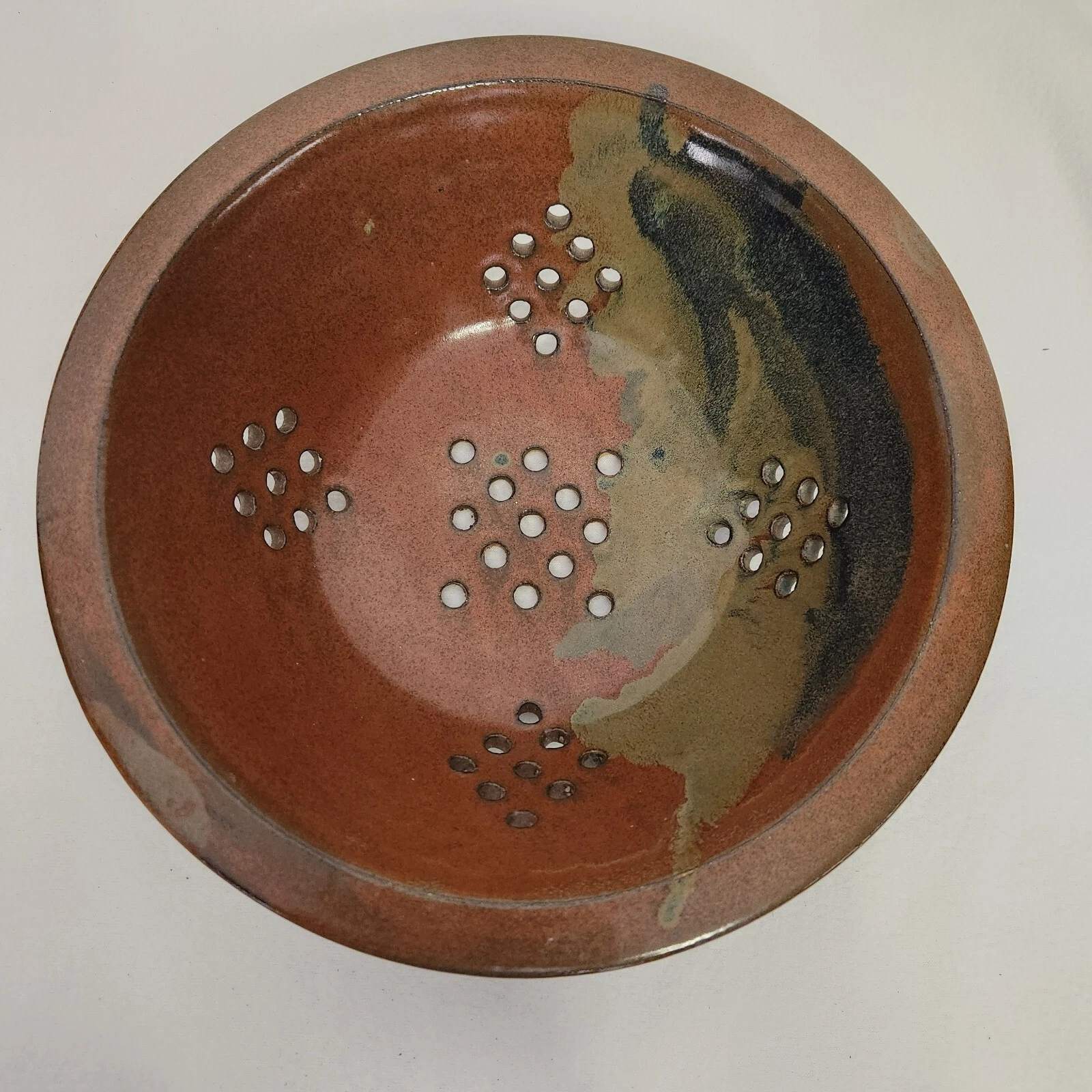 1989 Signed Studio Art Pottery Clay Tri Color Berry Colander Strainer COUNTRY