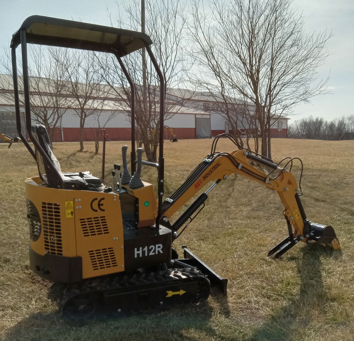 1 NEW 2024 AGT H12R MINI EXCAVATOR MECHANICAL THUMB 14” BUCKET NNB