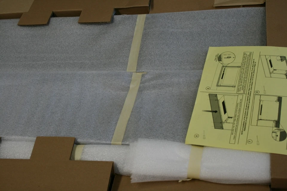 Wolf Steel NEFT29BLK Kit de recorte de 4 piezas para cajas de fuego de la serie de cine, 29 pulgadas Foto 4 de 4