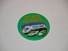 HESS 1997 TRUCK AND RACERS CASHIER BUTTON MINT
