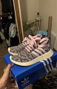 nmd r2 pk w