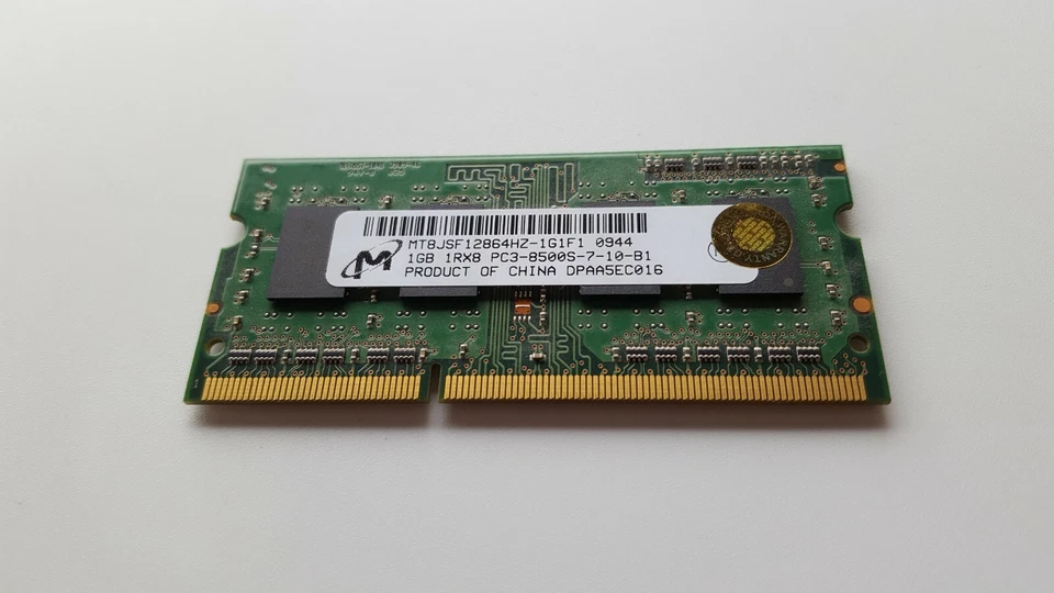 Apple MacBook Pro A1278 13'' RAM Memory 1GB DDR3 PC3-8500sS Micron MT8JSF25664HZ - Image 4 of 4