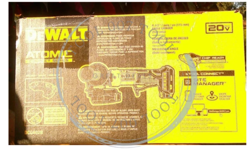 DEWALT ATOMIC DCG402B 20V MAX* 4-1/2 in. Angle Grinder (Tool Only) - Image 3 of 4