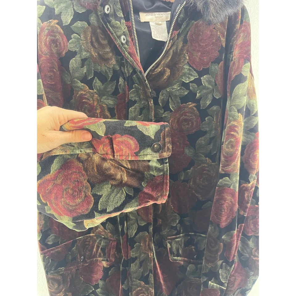 Jaqueta Parka Vintage Jones New York Sport Feminina Veludo Rosa Floral com Capuz M - Imagem 4 de 4