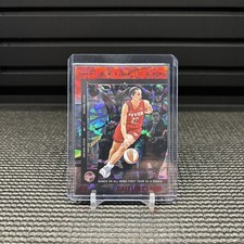 2025 Panini Caitlin Clark Chronicled Red Cracked Ice #17 SP Indiana Fever WNBA
