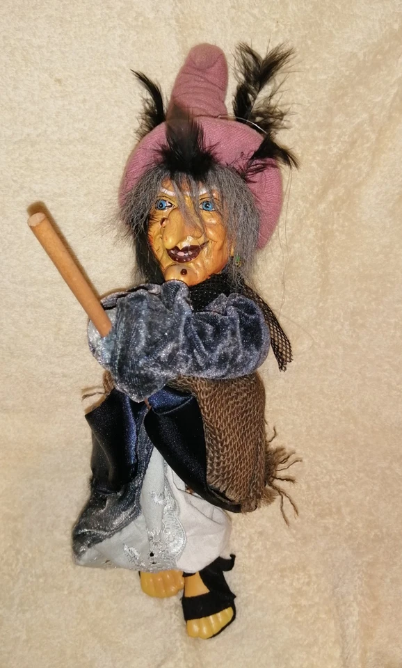 Haunted Witch doll Agnes,Protector of women,children,Loud,Bold,seeks student — 第 3/4 张图片