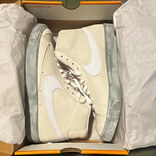 Nike Blazer Mid Top Men’s Leather Sneakers White/Gray Lace Up Rubber Sole