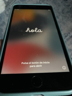 Apple iPhone 7 Plus MNQW2LL/A 32GB Black iOS unlocked