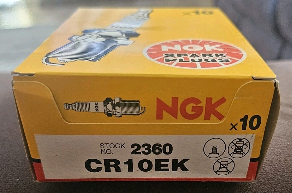 GENUINE NGK SPARK PLUGS 10 PACK CR10EK 2360 New Individually Boxed 