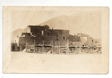 RPPC postcard TAOS PUEBLO, HOPI INDIANS, NEW MEXICO adobe building, homes 1920s