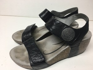 narrow wedge sandals