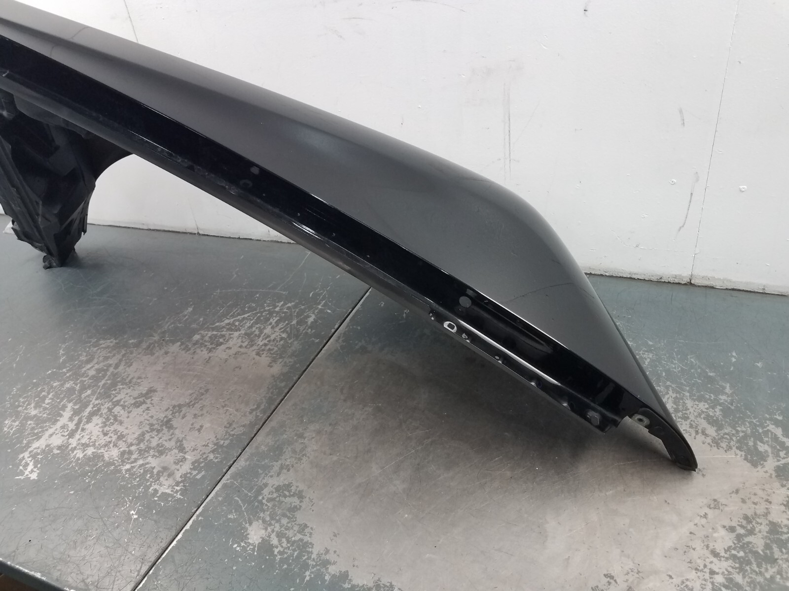 2019 - 2023 Rolls-Royce Cullinan Left Driver Fender - * #8000 Q8-5