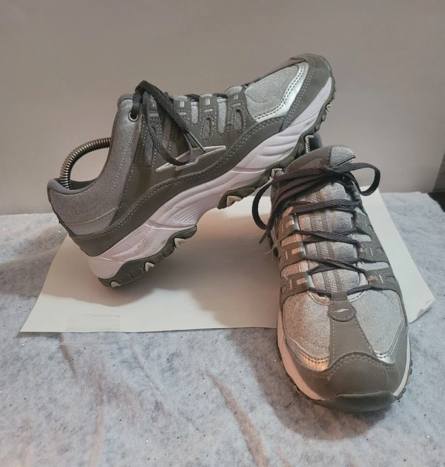 Zapatillas deportivas cruzadas para correr AVIA para mujer talla 8,5 plateadas/grises blancas espuma viscoelástica Foto 2 de 4