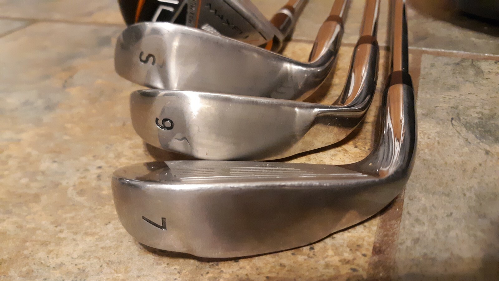 Maxfli Varsity golf clubs 3i hybrid 79S sand wedge irons right handed