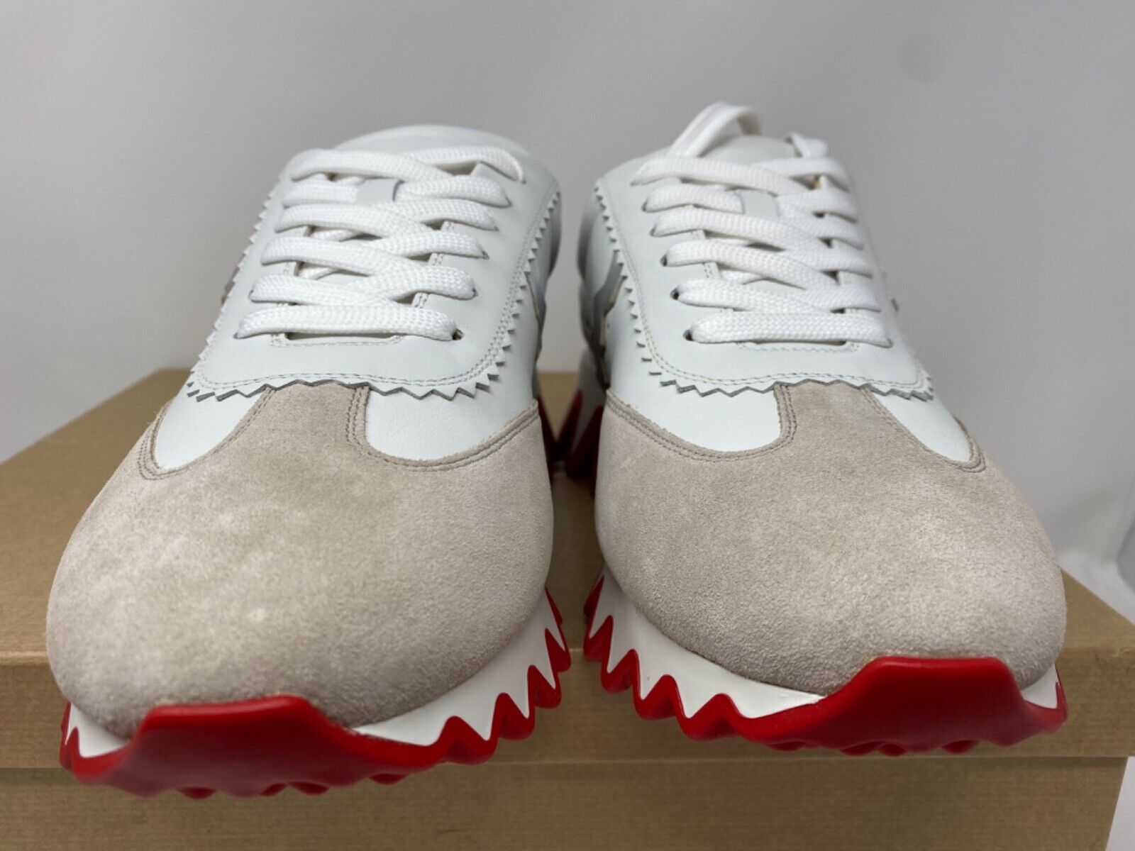 $995 Christian Louboutin Loubishark Flat Sneaker White US 7 EU 40 
