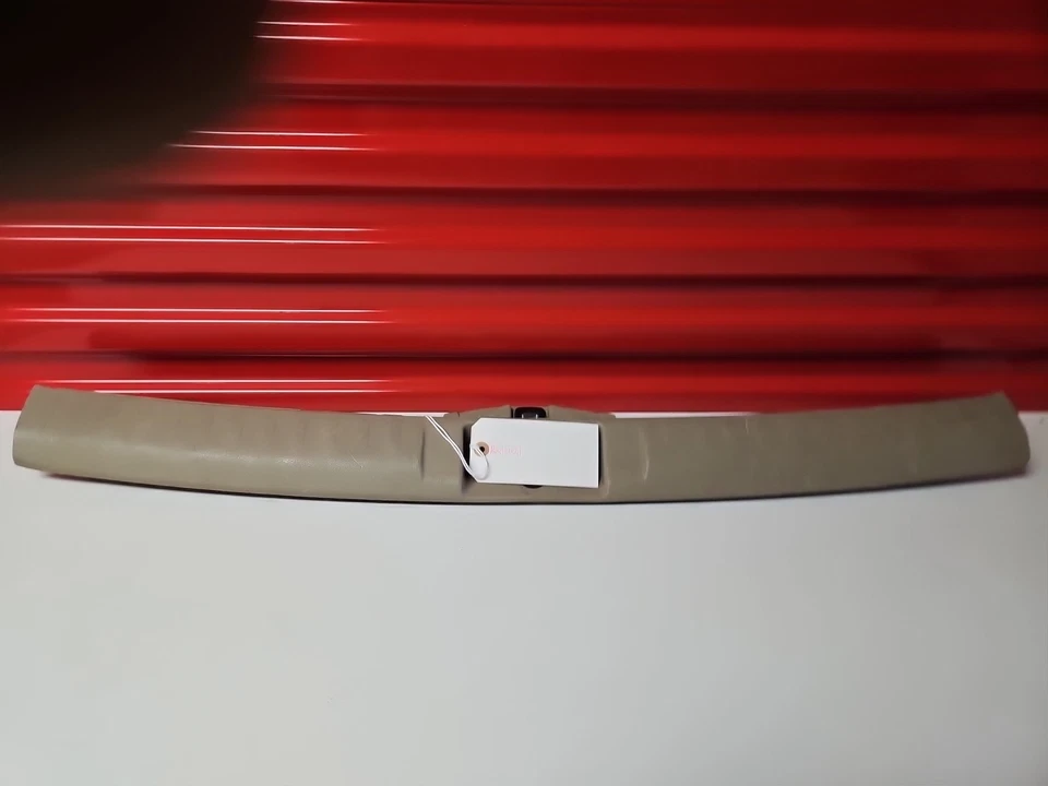 Toyota Highlander 2009 maletero trasero umbral rasguño moldura OEM 58387-48050 Foto 2 de 4