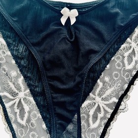VINTAGE Y2K Lise Charmel Lingerie Set Black Pliss&eacute; Silk Lace Demi Bra 32C ThongS