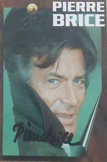 Handsignierte Autogrammkarte PIERRE BRICE Ehem. Französischer Schauspieler