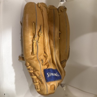 VINTAGE SPALDING COMPETITION SERIES TOP GRAIN LEATHER AREOBACK
