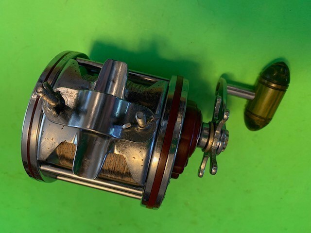 Vis Latérales Pour Moulinet Penn Senator 6/0 114 – Pièces D'occasion