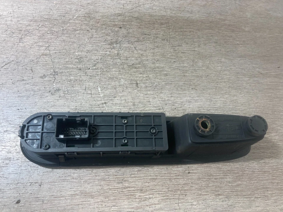 ALFA ROMEO 159 2007 FRONT DRIVER SIDE ELECTRIC WINDOW CONTROL SWITCH 156077483 - Image 4 of 4