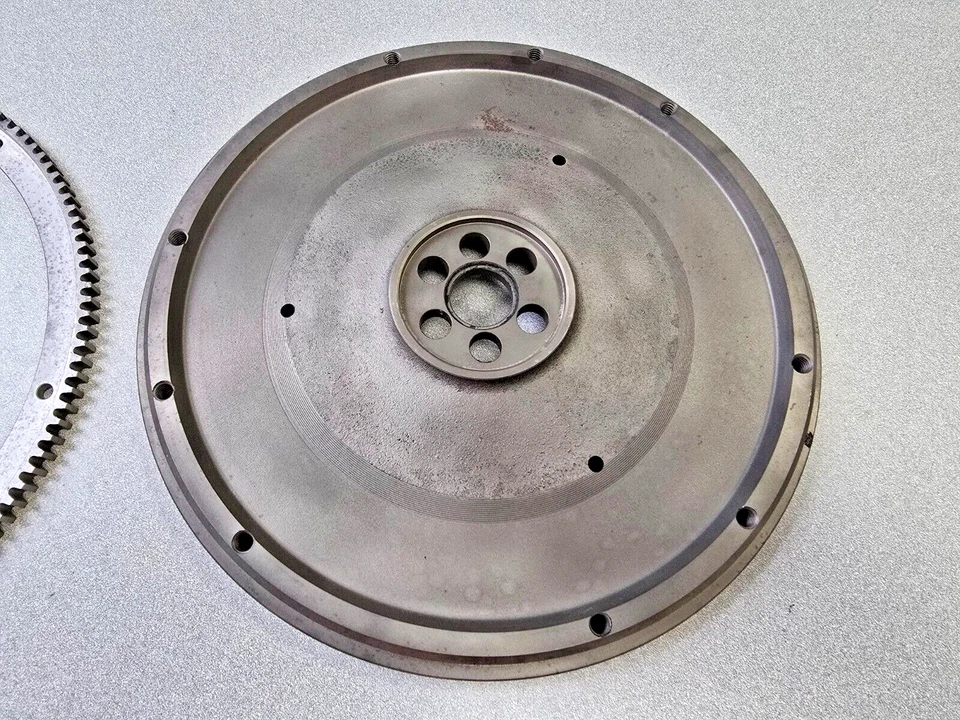 BONITO VOLANTE ORIGINAL SACHS 240 mm PORSCHE 930 TURBO 1976-77 USADO Foto 4 de 4