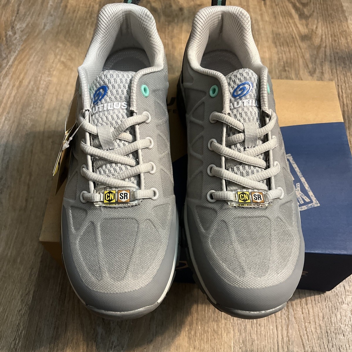 Nautilus Spark Carbon Toe Safety Shoe Women's Size Grey Lace Up