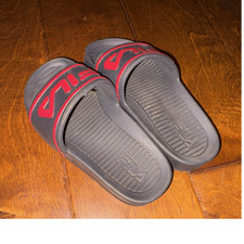 FILA Kids Slide Sandals Slip-On Black/Red Solid Logo Accent Casual