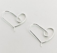 925 Sterling Silver Simple Heart Earrings