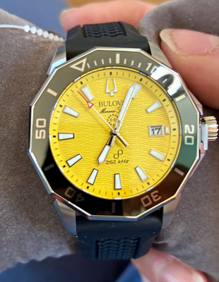 Bulova Marine Star Dive watch Yellow Dial Black Rubber Strap Date Box/Papers