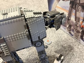 LEGO Star Wars (4483) AT-AT W/ Minifigs, Instructions & Box Excellent Condition
