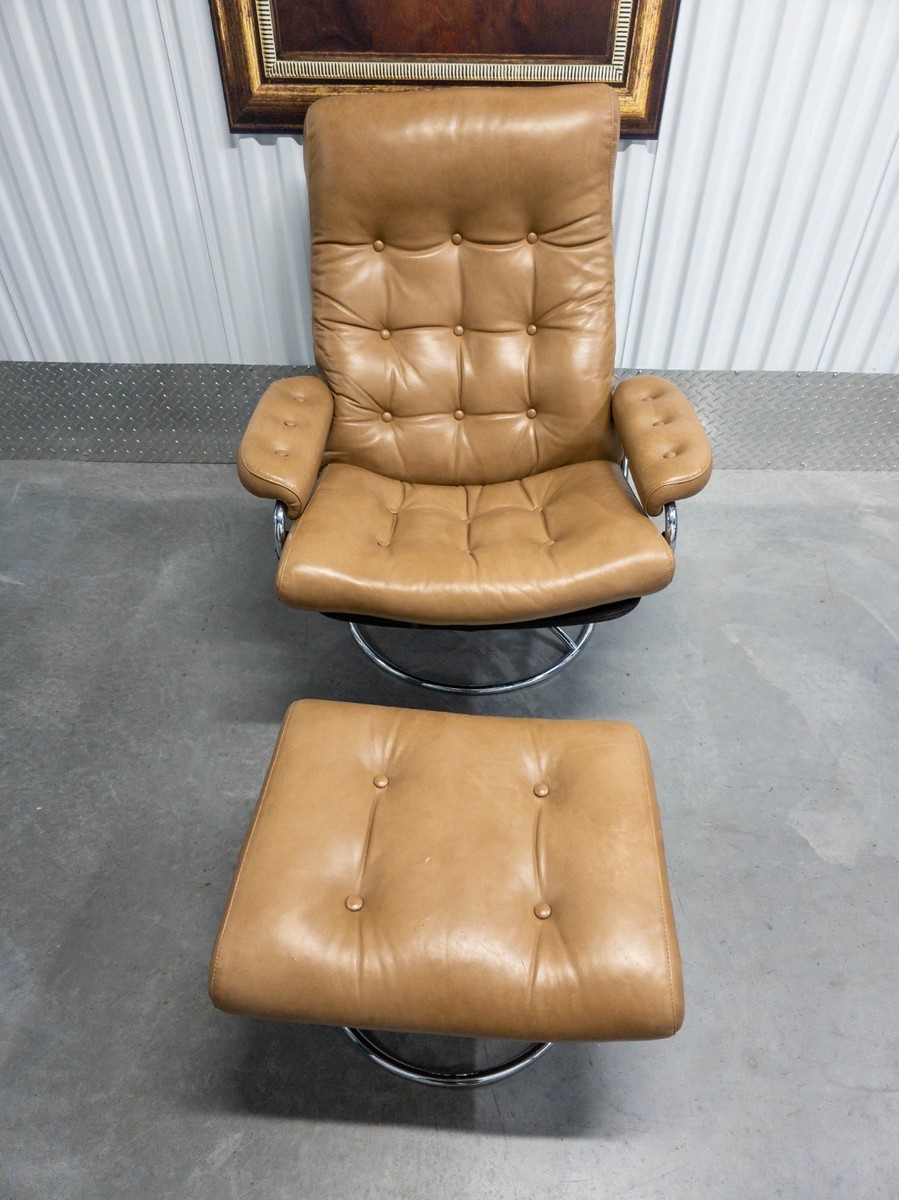 Vintage Ekornes Stressless Large Leather Recliner And Ottoman