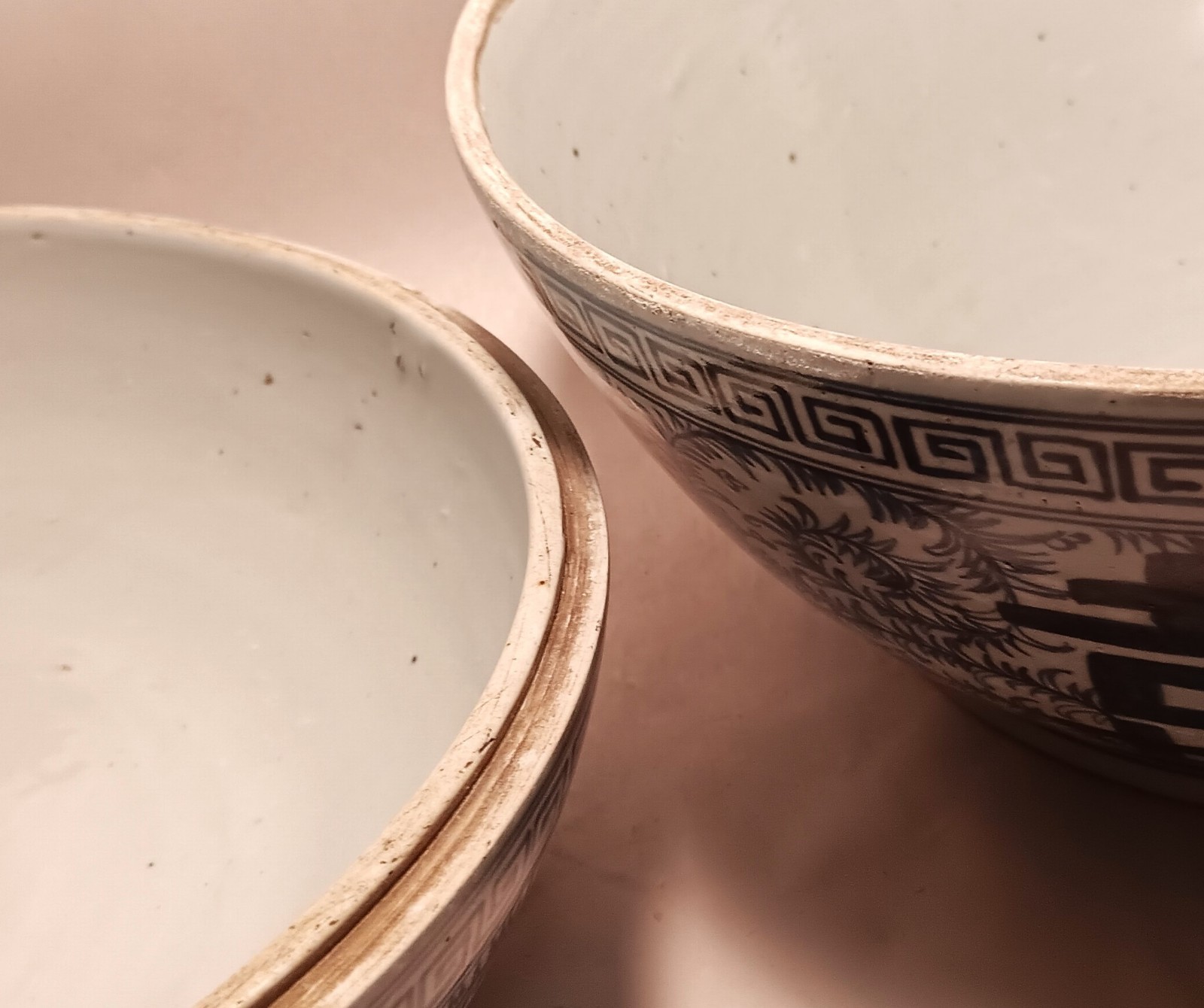 DOUBLE HAPPINESS vtg covered chinese porcelain blue white serving bowl pottery