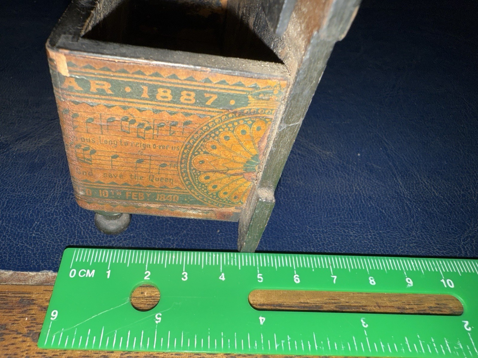 Picture 11 of 12