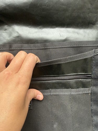 Chrome Industries Citizen 24L Messenger Bag Black - Picture 8 of 12