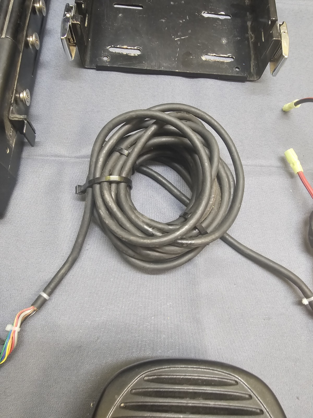 Kenwood TK-790H 148-174 MHz VHF 110 Watt Remote Head Two Way Radio w Mic