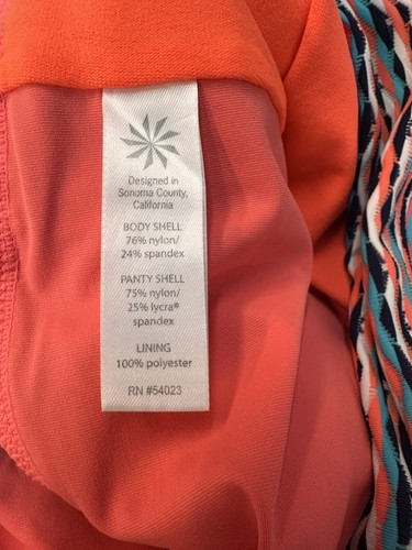 Athleta Waveline Kata Swim Skirt Blue Black Pink Print Size Large - Picture 8 of 9