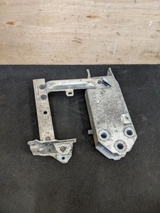 BMW 5ER F10 O/S STOßSTANGE FAHRERSEITE RECHTS VERSTÄRKUNG HALTER 7186514