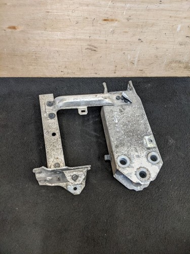 BMW 5ER F10 O/S STOßSTANGE FAHRERSEITE RECHTS VERSTÄRKUNG HALTER 7186514