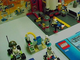 LEGO CITY SPACE SETS SPACE CENTRE 3368,6454,6469,6463,6516,6452 BOX BACK 6469