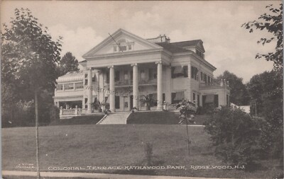 Ridgewood, NJ: Colonial Terrace Kathawood Park - Vintage New Jersey Postcard