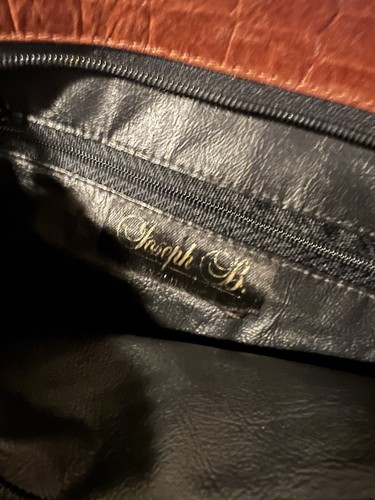 Vintage 80s Joseph B. Exclusive Embossed Caramel Brown Leather Medium Bucket Bag - Picture 10 of 13