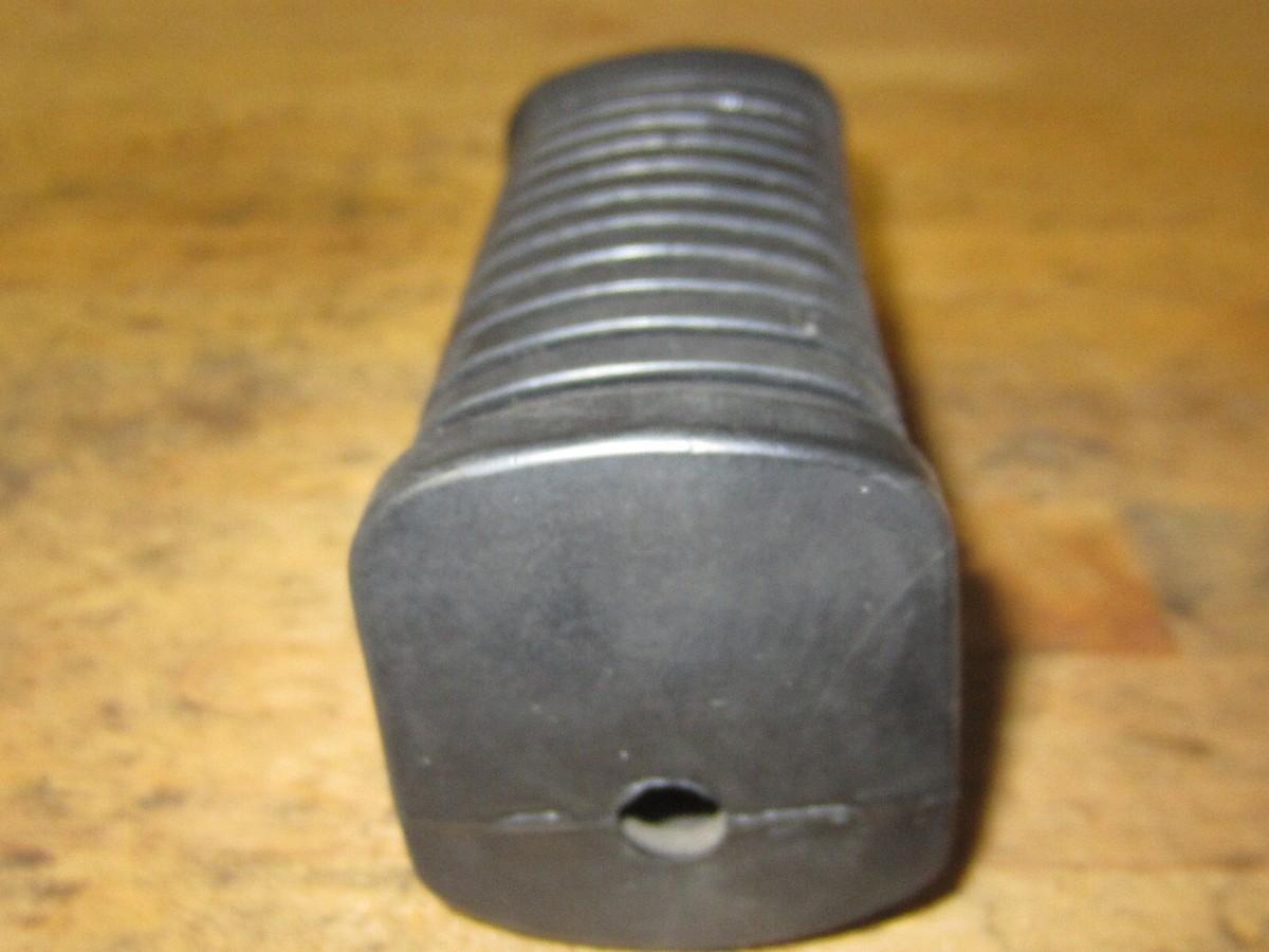 Kawasaki KZ1000J/K/M, KZ1100A,B left front foot peg, 34028-1028