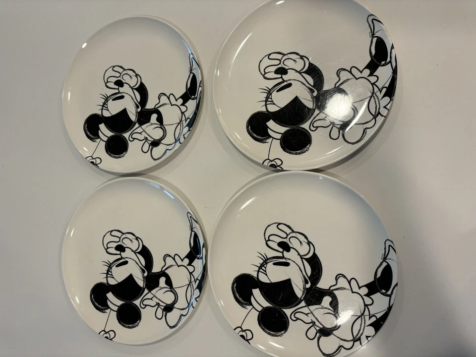 Zak! Juego de (4) platos de cena Designs Mickey Mouse de 10" Foto 4 de 4