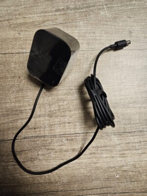 Amazon Netzteil 30W 18V 1,67A Echo Show PA24EU LA24EU K3V1EU K3V1N9 schwarz