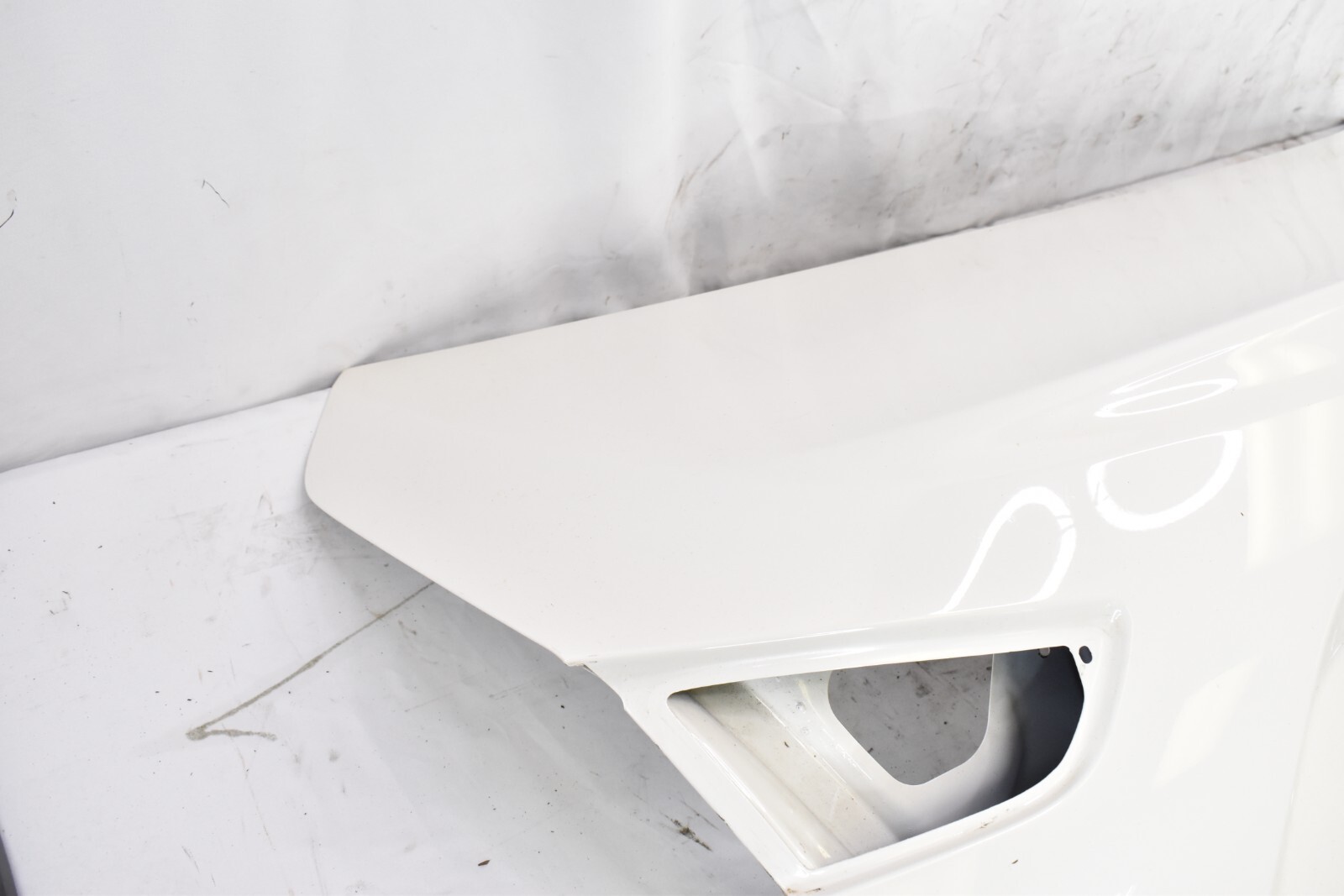 🚀 2014-2017 MASERATI GHIBLI Q4 TRUNK LID OEM - BIANCO