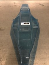 AM B2 BODY AND WING FOR TEAM ASSOCIATED
